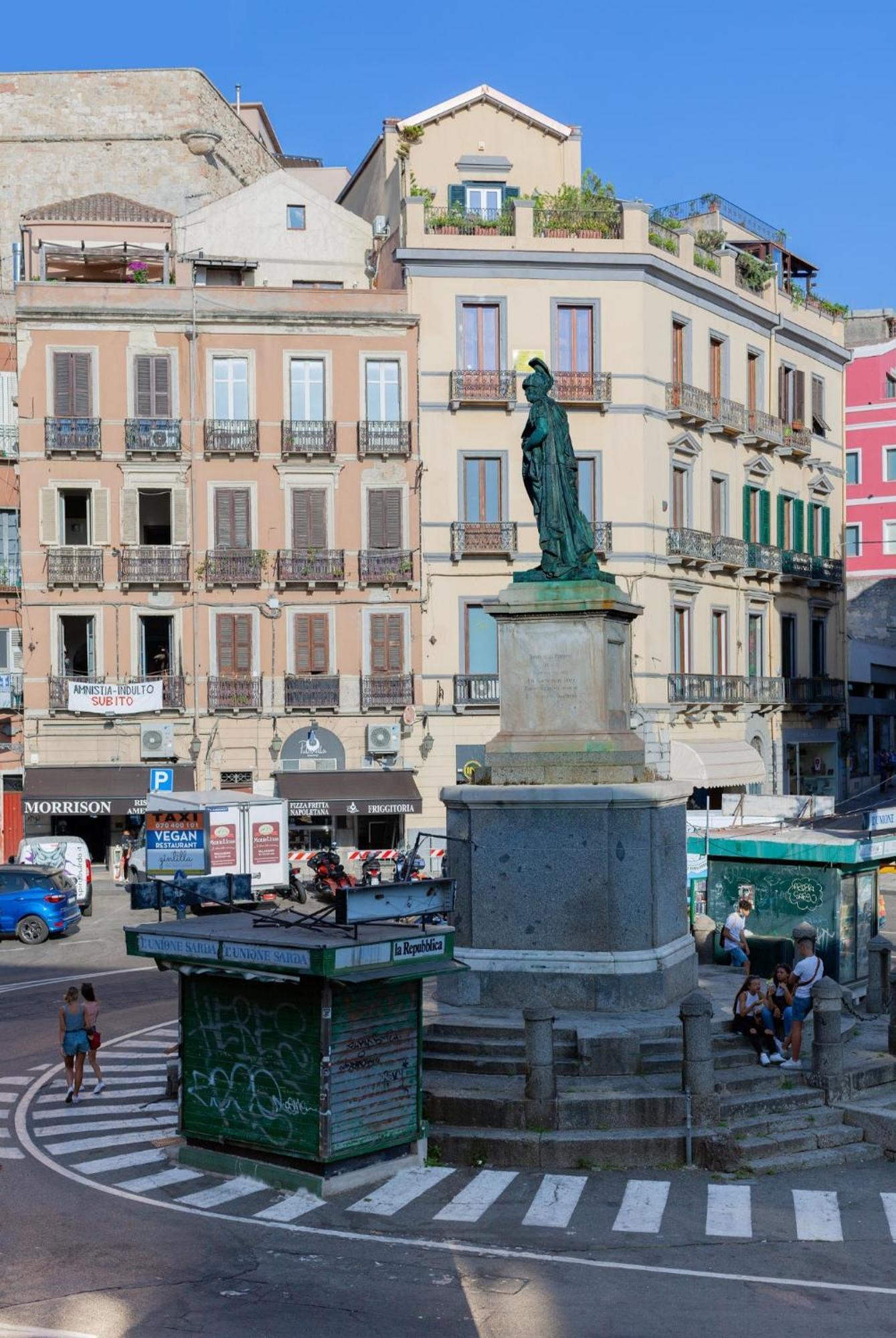 Suite Nel Largo Cagliari Cameră foto
