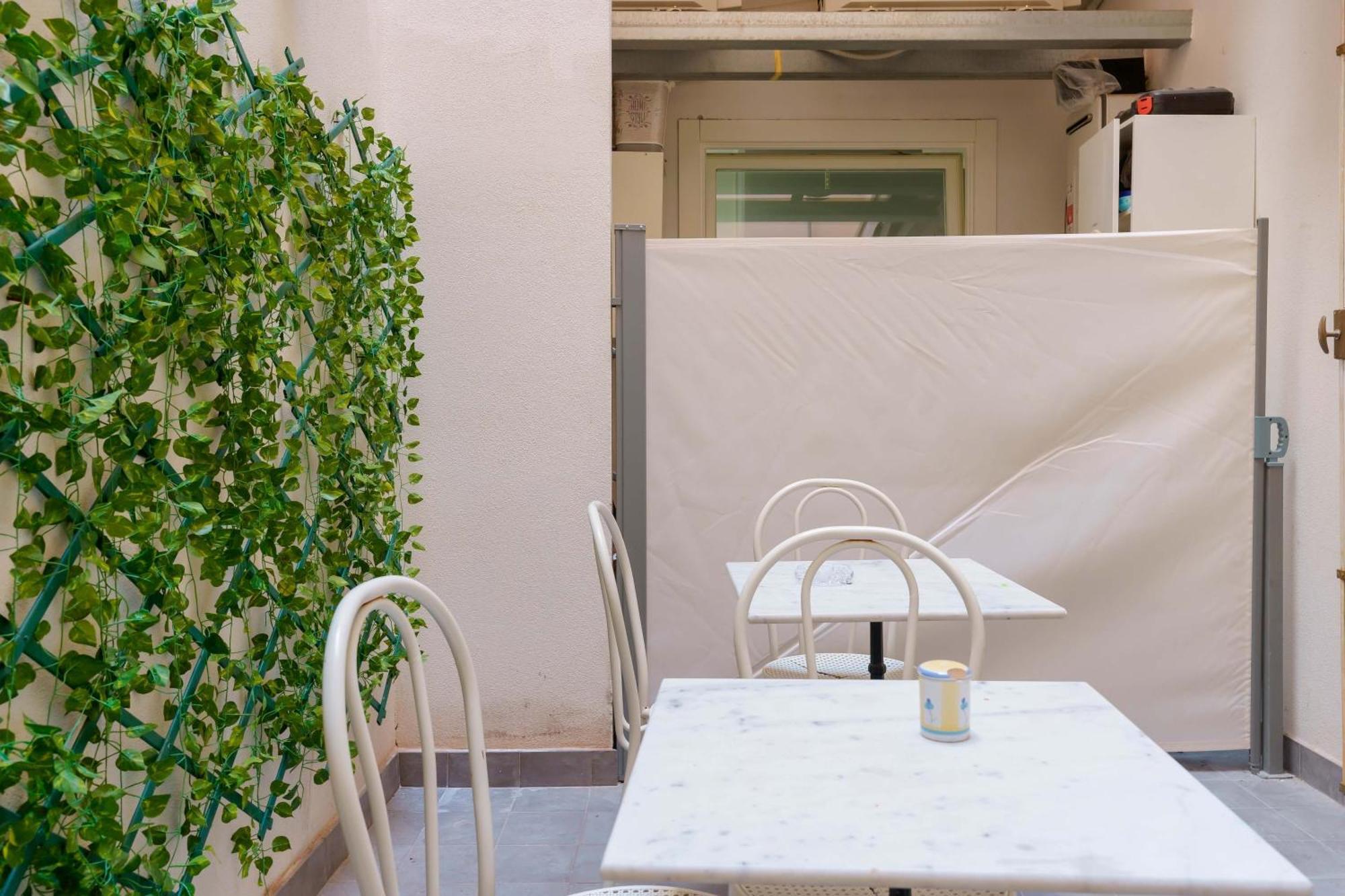 Suite Nel Largo Cagliari Exterior foto